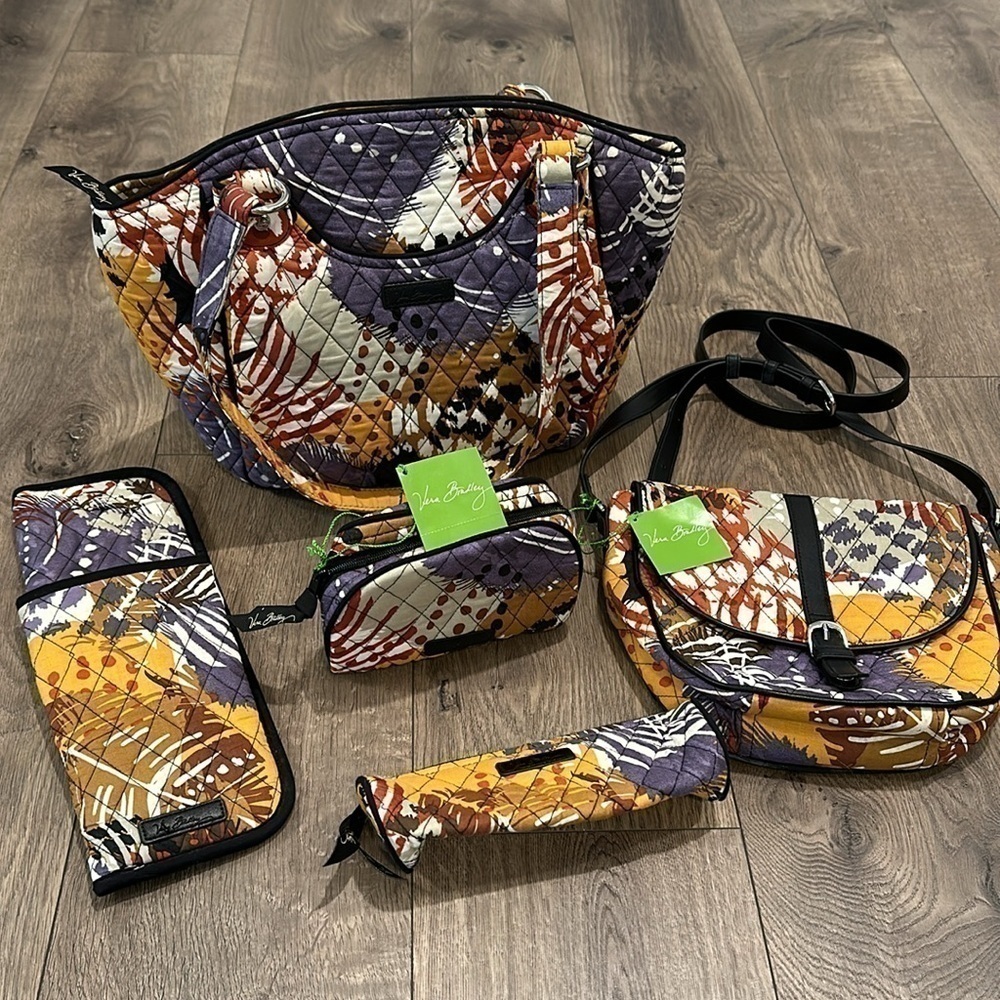 Vera Bradley bundle; Painted Feathers - Picture 9 of 9